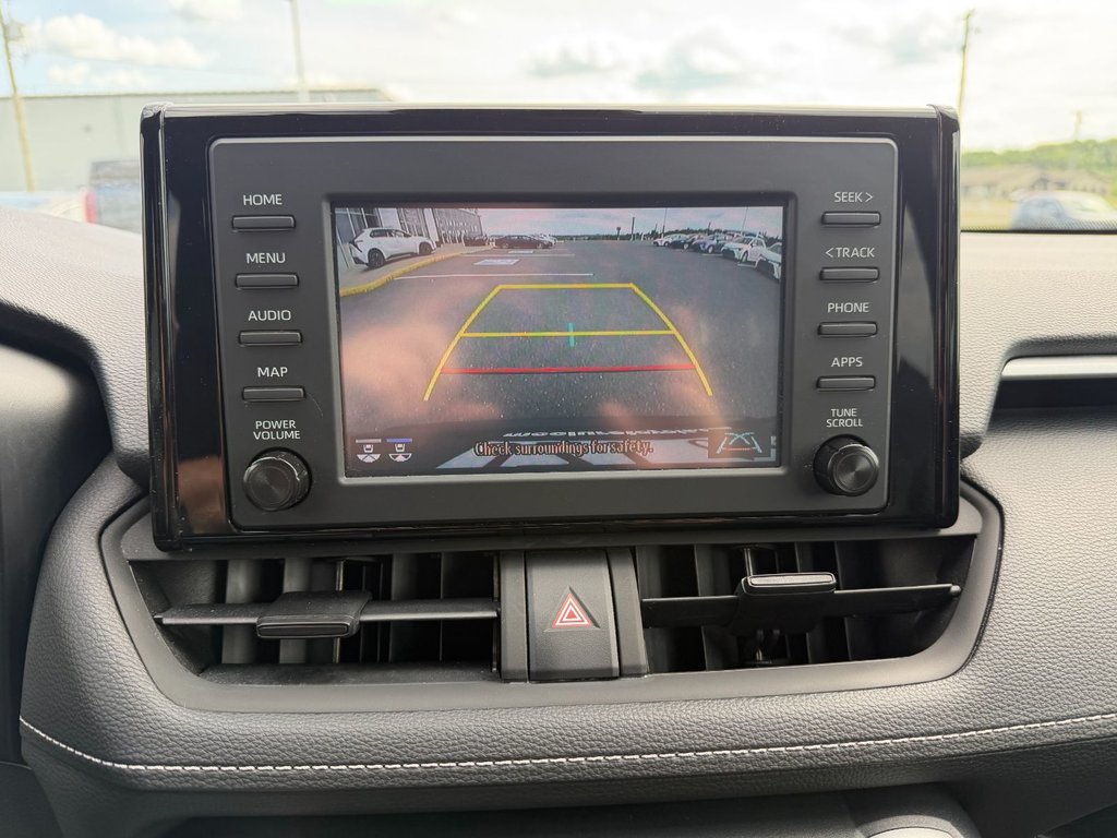 Toyota RAV4 Hybrid LE 2022 à Grand-Sault, Nouveau-Brunswick - 16 - w1024h768px