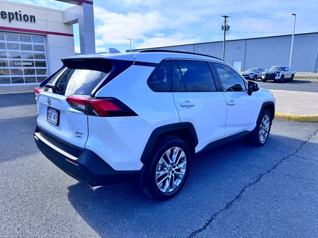 2023 Toyota RAV4 XLE PREMIUM in Grand Falls, New Brunswick - 3 - w1024h768px