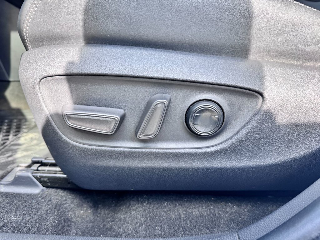 2023 Toyota RAV4 XLE PREMIUM in Grand Falls, New Brunswick - 17 - w1024h768px