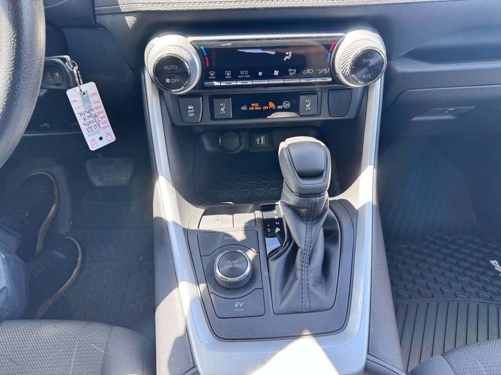 2023 Toyota RAV4 LE HYBRID in Grand Falls, New Brunswick - 18 - w1024h768px