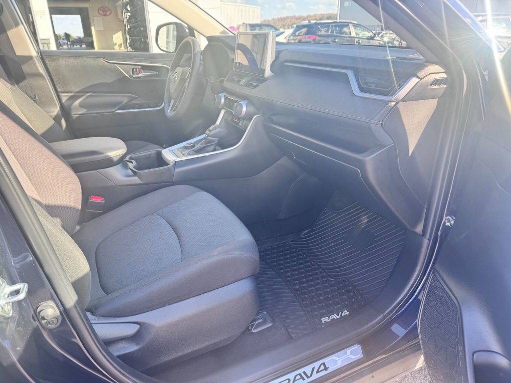 2023 Toyota RAV4 Hybrid XLE in Grand Falls, New Brunswick - 10 - w1024h768px