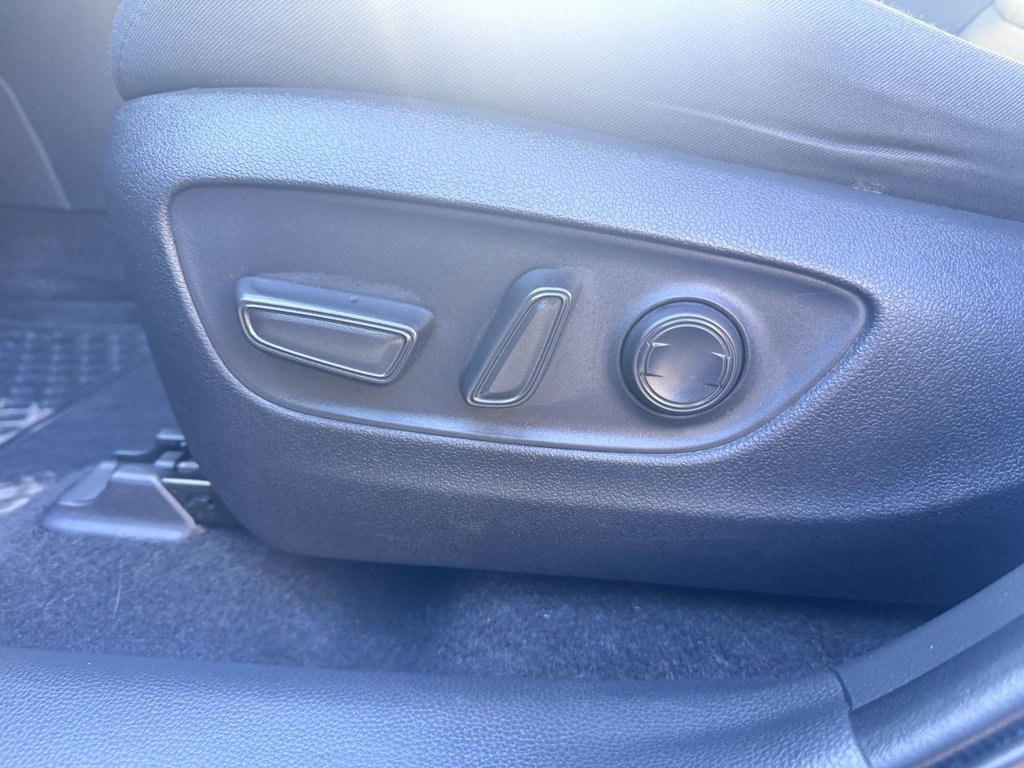 2023 Toyota RAV4 Hybrid XLE in Grand Falls, New Brunswick - 16 - w1024h768px
