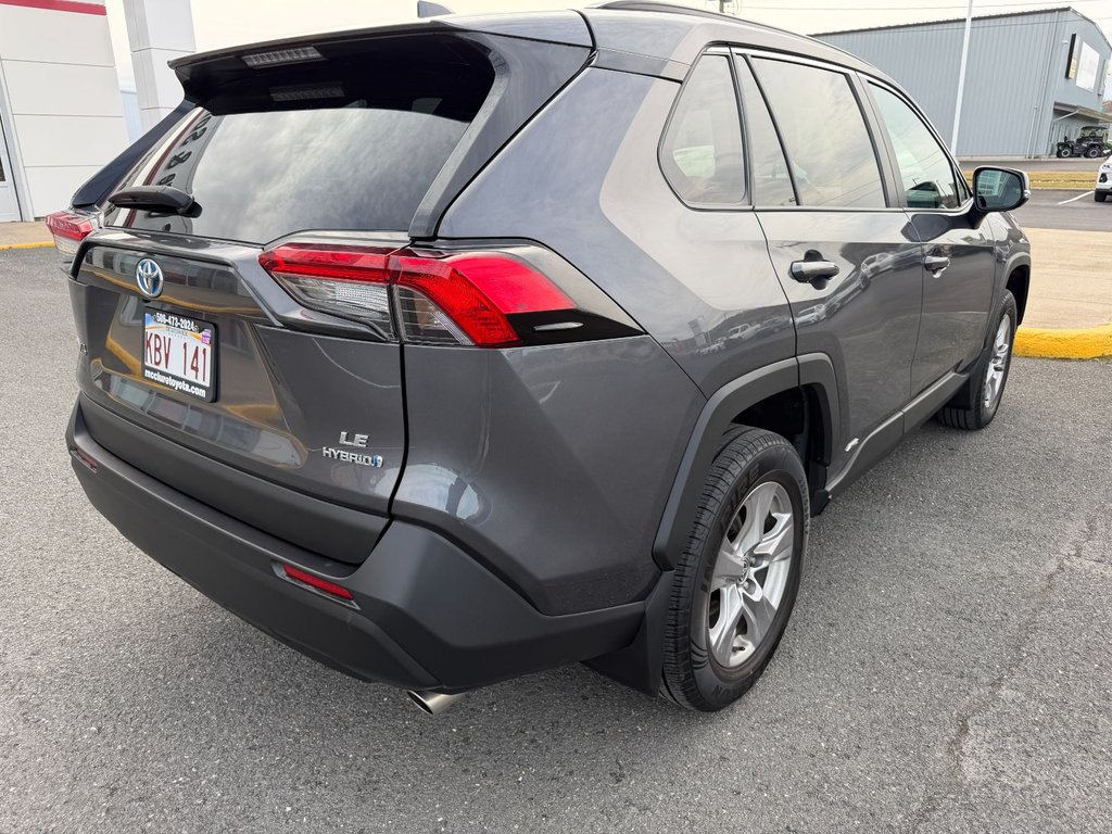 Toyota RAV4 Hybrid LE 2023 à Grand-Sault, Nouveau-Brunswick - 3 - w1024h768px