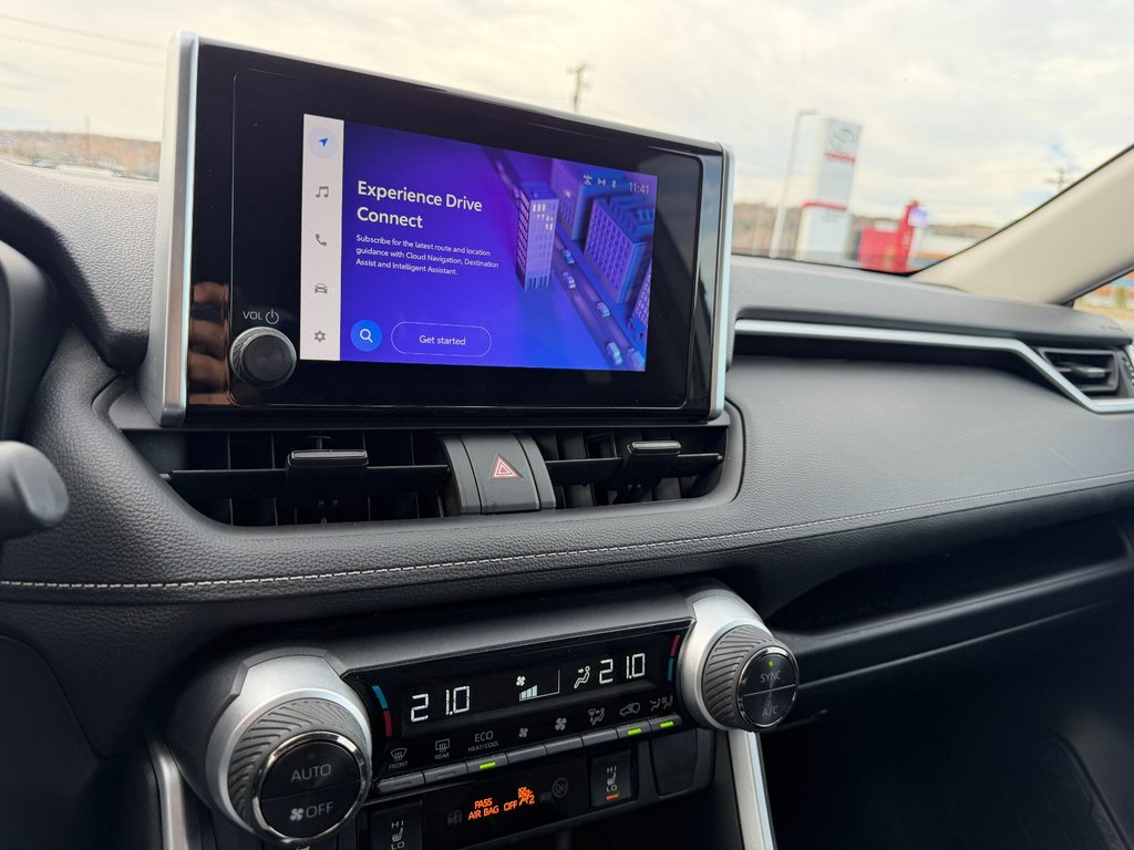 Toyota RAV4 Hybrid LE 2023 à Grand-Sault, Nouveau-Brunswick - 19 - w1024h768px