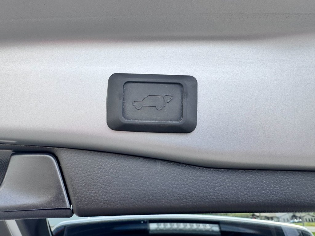 2024 Toyota RAV4 Hybrid XLE in Grand Falls, New Brunswick - 15 - w1024h768px