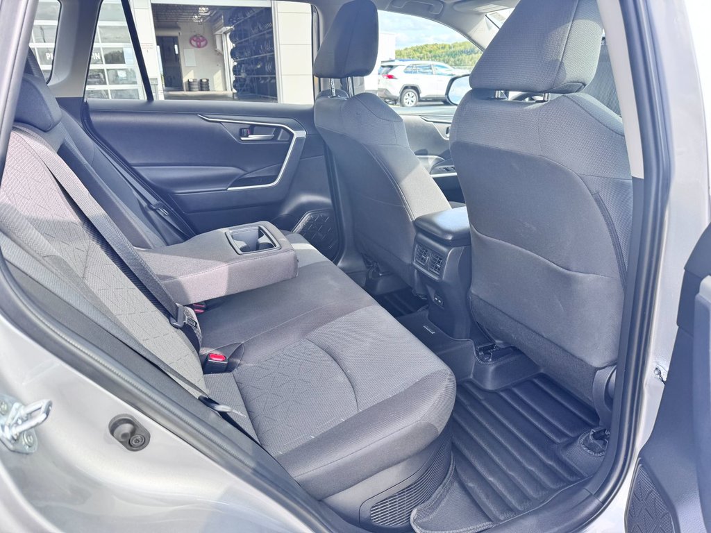 2024 Toyota RAV4 Hybrid XLE in Grand Falls, New Brunswick - 12 - w1024h768px