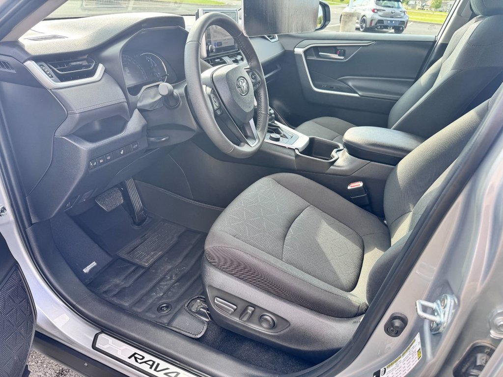 2024 Toyota RAV4 Hybrid XLE in Grand Falls, New Brunswick - 17 - w1024h768px