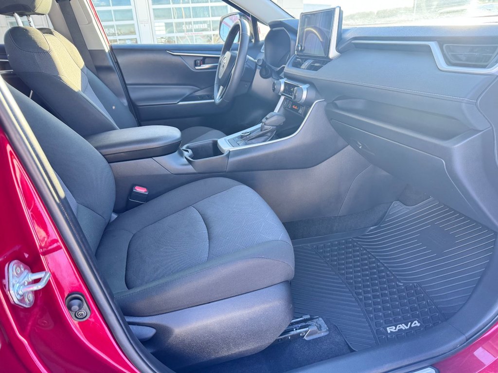 2024 Toyota RAV4 Hybrid XLE in Grand Falls, New Brunswick - 10 - w1024h768px