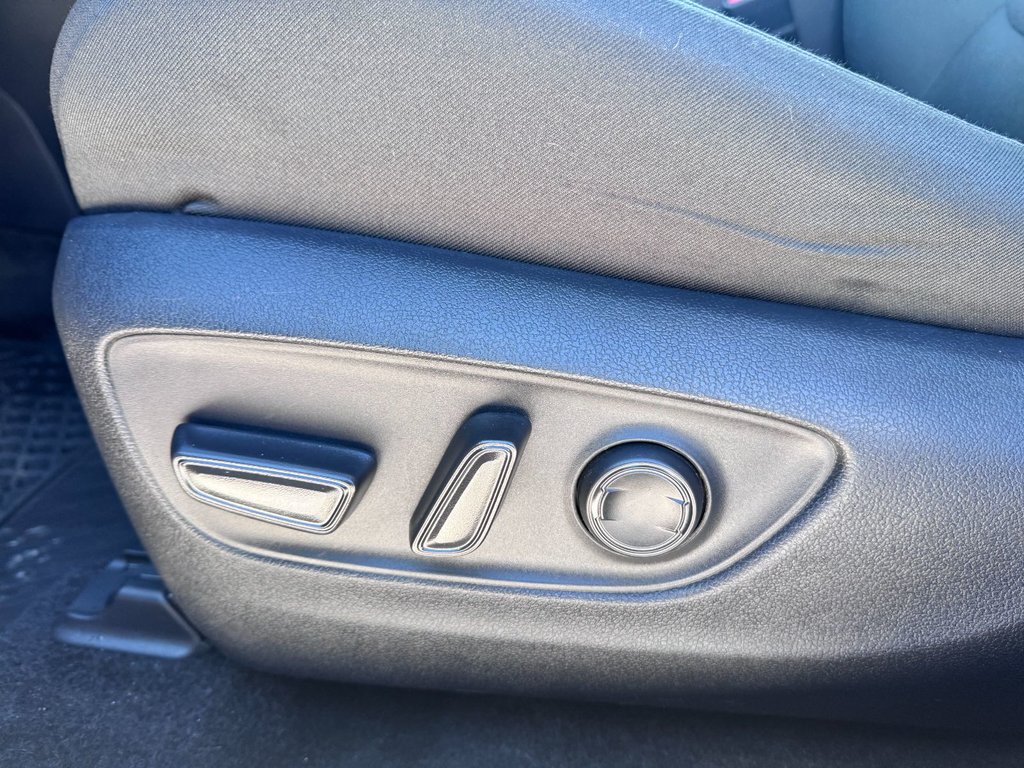 2024 Toyota RAV4 Hybrid XLE in Grand Falls, New Brunswick - 16 - w1024h768px