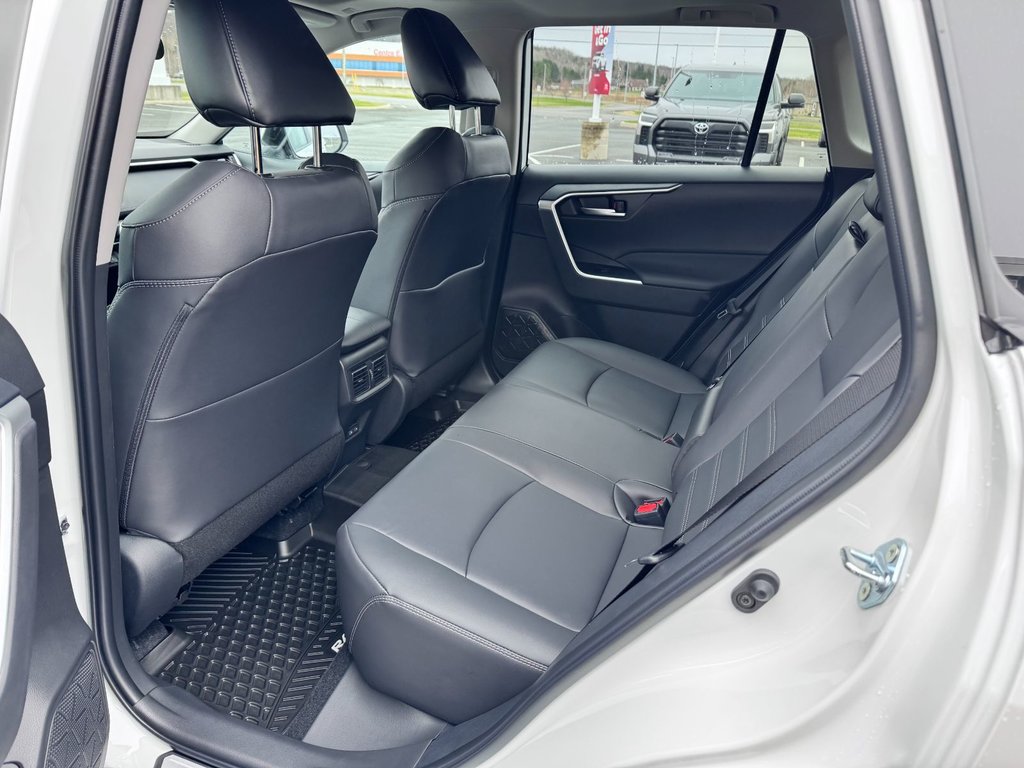 Toyota RAV4 XLE 2025 à Grand-Sault, Nouveau-Brunswick - 14 - w1024h768px