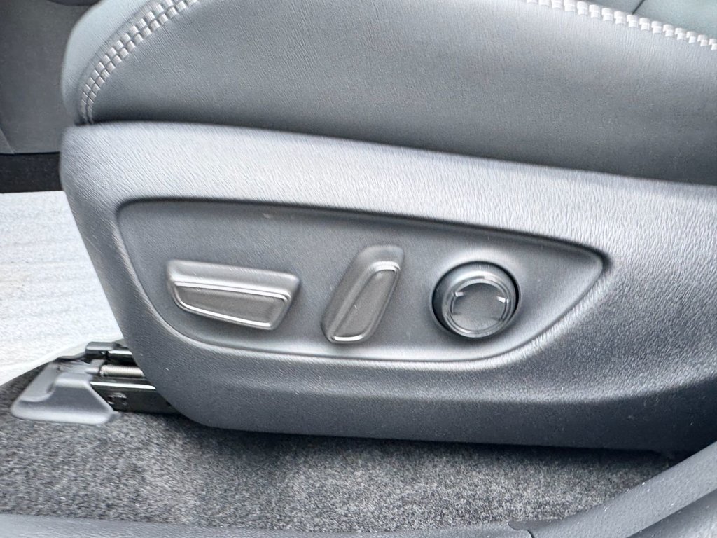 Toyota RAV4 XLE 2025 à Grand-Sault, Nouveau-Brunswick - 16 - w1024h768px