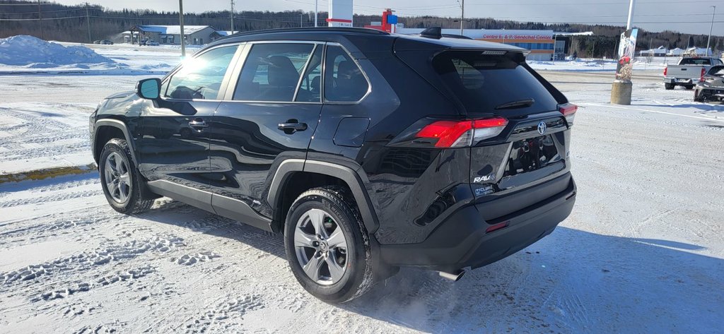 Toyota RAV4 Hybrid XLE 2025 à Grand-Sault, Nouveau-Brunswick - 7 - w1024h768px