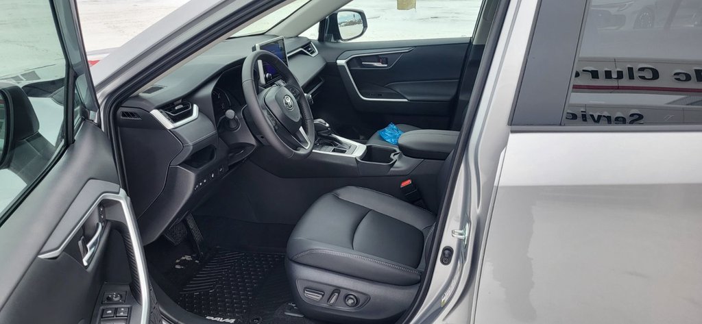 Toyota RAV4 XLE PREMIUM 2025 à Grand-Sault, Nouveau-Brunswick - 15 - w1024h768px