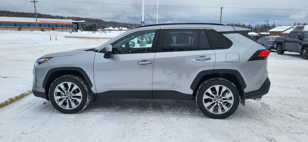 Toyota RAV4 XLE PREMIUM 2025 à Grand-Sault, Nouveau-Brunswick - 8 - w1024h768px
