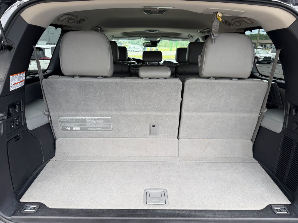 Toyota Sequoia Limited 2018 à Grand-Sault, Nouveau-Brunswick - 13 - w1024h768px