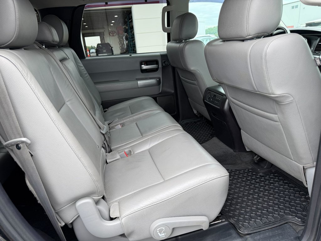 Toyota Sequoia Limited 2018 à Grand-Sault, Nouveau-Brunswick - 11 - w1024h768px