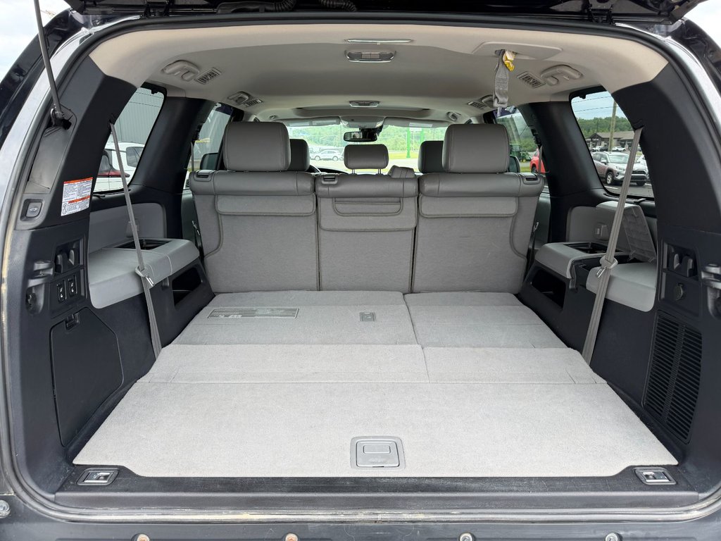 Toyota Sequoia Limited 2018 à Grand-Sault, Nouveau-Brunswick - 14 - w1024h768px