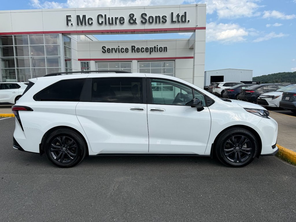 Toyota Sienna Hybrid XSE AWD 7 PASSENGER 2026 à Grand-Sault, Nouveau-Brunswick - 2 - w1024h768px
