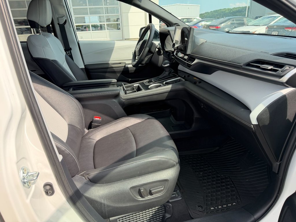 Toyota Sienna Hybrid XSE AWD 7 PASSENGER 2026 à Grand-Sault, Nouveau-Brunswick - 10 - w1024h768px