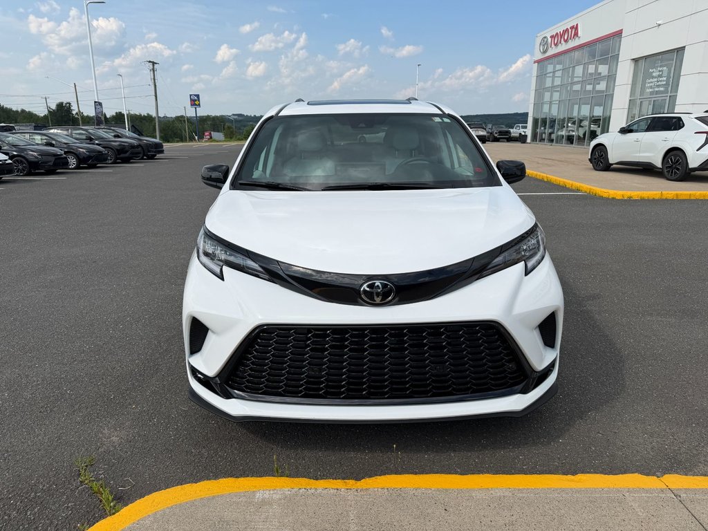 Toyota Sienna Hybrid XSE AWD 7 PASSENGER 2026 à Grand-Sault, Nouveau-Brunswick - 8 - w1024h768px