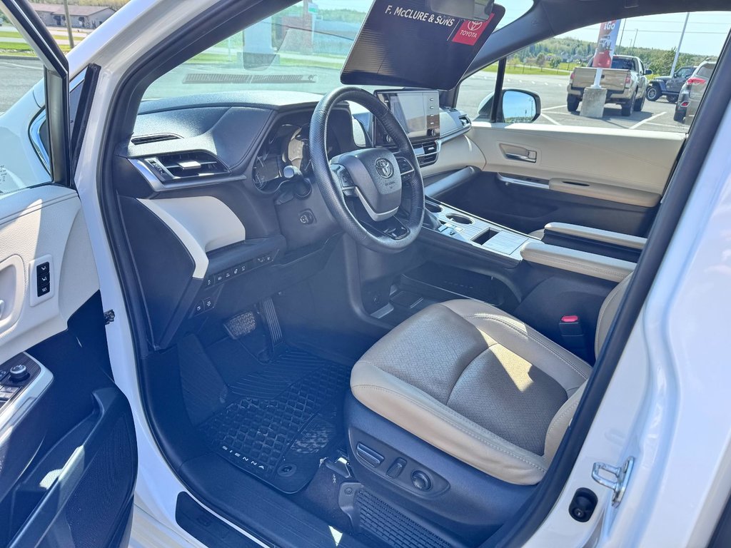 2021 Toyota Sienna LIMITED AWD in Grand Falls, New Brunswick - 15 - w1024h768px