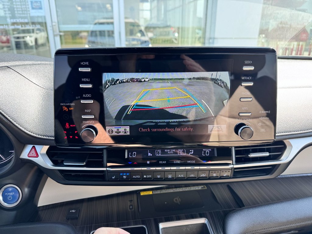 2021 Toyota Sienna LIMITED AWD in Grand Falls, New Brunswick - 17 - w1024h768px