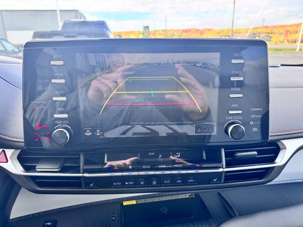 2022 Toyota Sienna HYBRID XSE in Grand Falls, New Brunswick - 17 - w1024h768px