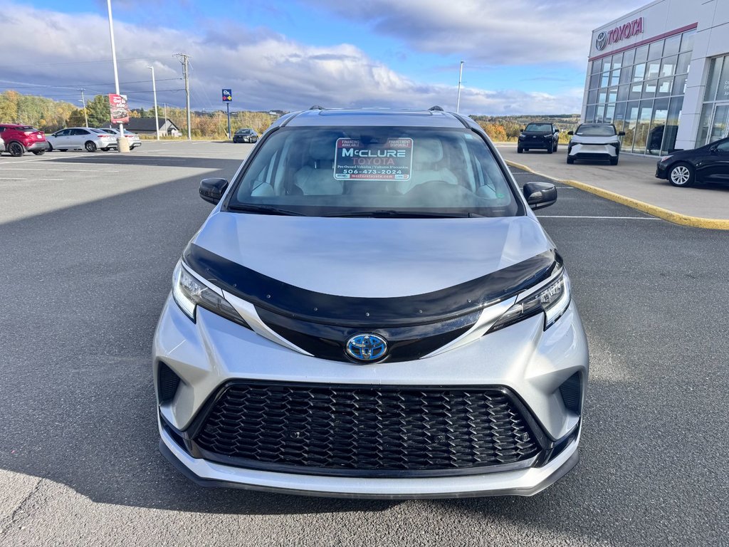 2022 Toyota Sienna HYBRID XSE in Grand Falls, New Brunswick - 8 - w1024h768px