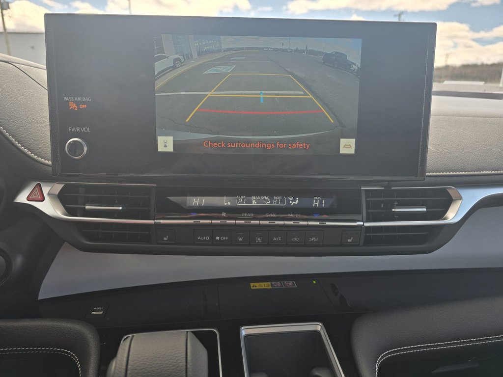 2025 Toyota Sienna XSE AWD in Grand Falls, New Brunswick - 17 - w1024h768px