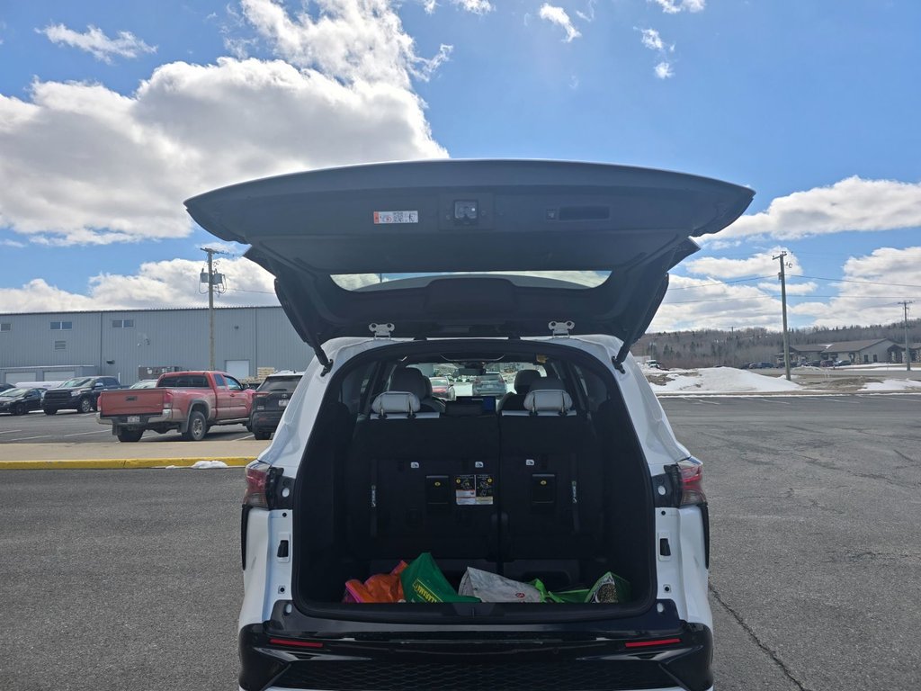 2025 Toyota Sienna XSE AWD in Grand Falls, New Brunswick - 13 - w1024h768px