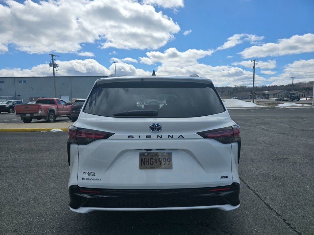 2025 Toyota Sienna XSE AWD in Grand Falls, New Brunswick - 5 - w1024h768px