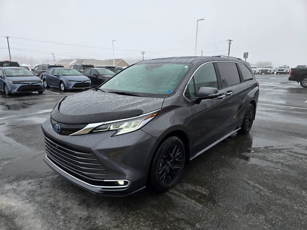 2025 Toyota Sienna LIMITED HYBRID in Grand Falls, New Brunswick - 9 - w1024h768px