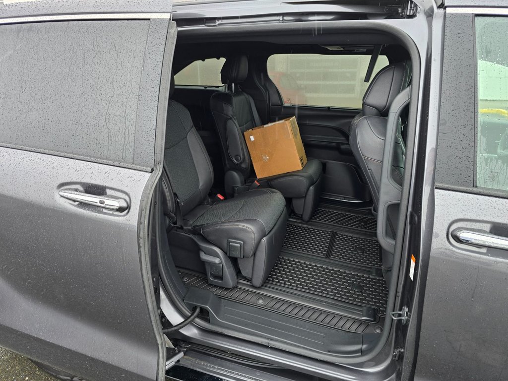 2025 Toyota Sienna LIMITED HYBRID in Grand Falls, New Brunswick - 12 - w1024h768px