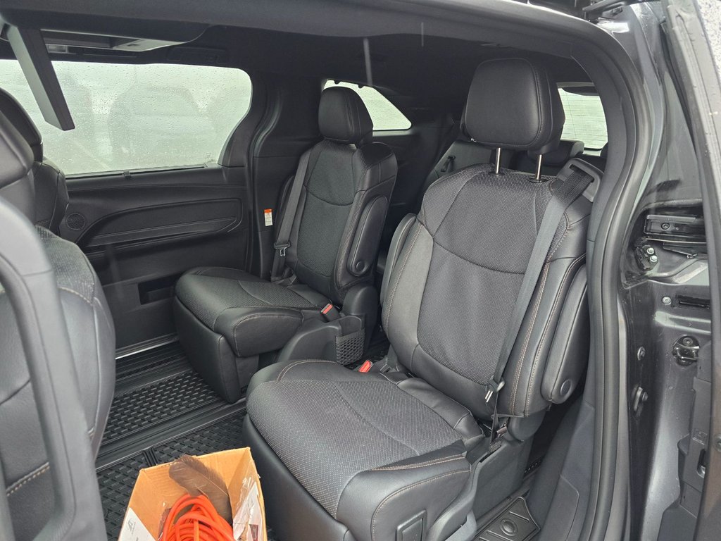 2025 Toyota Sienna LIMITED HYBRID in Grand Falls, New Brunswick - 15 - w1024h768px