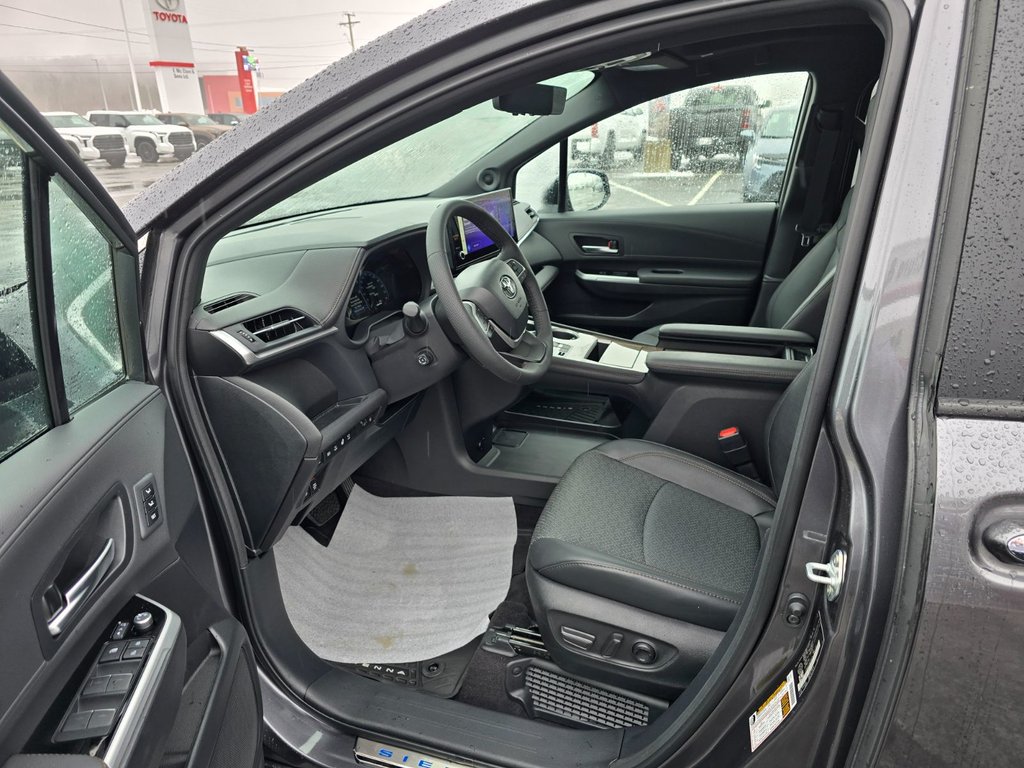 2025 Toyota Sienna LIMITED HYBRID in Grand Falls, New Brunswick - 17 - w1024h768px