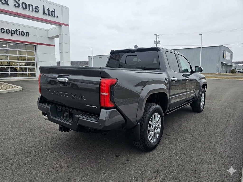 Toyota Tacoma Hybrid Limited 2025 à Grand-Sault, Nouveau-Brunswick - 4 - w1024h768px