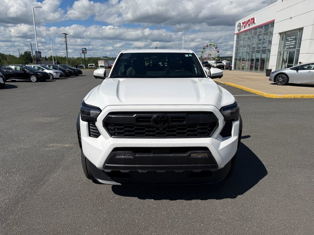 Toyota Tacoma Hybrid TRD Off Road Premium 2026 à Grand-Sault, Nouveau-Brunswick - 8 - w1024h768px