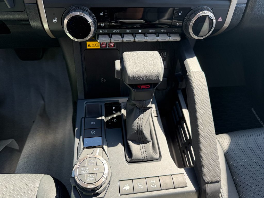 Toyota Tacoma Hybrid TRD Off Road Premium 2026 à Grand-Sault, Nouveau-Brunswick - 16 - w1024h768px