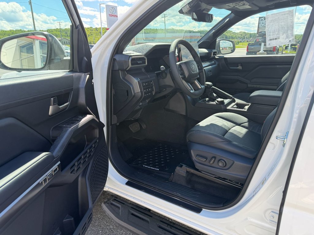 Toyota Tacoma Hybrid TRD Off Road Premium 2026 à Grand-Sault, Nouveau-Brunswick - 14 - w1024h768px