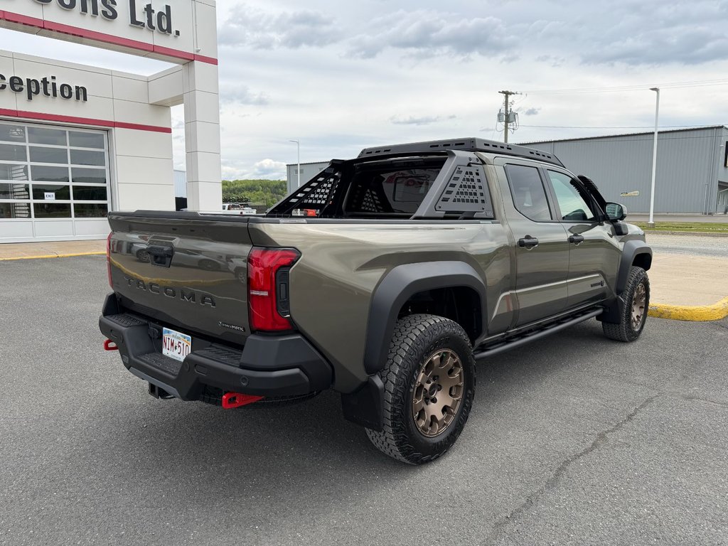 Toyota Tacoma Hybrid Trailhunter 2026 à Grand-Sault, Nouveau-Brunswick - 3 - w1024h768px