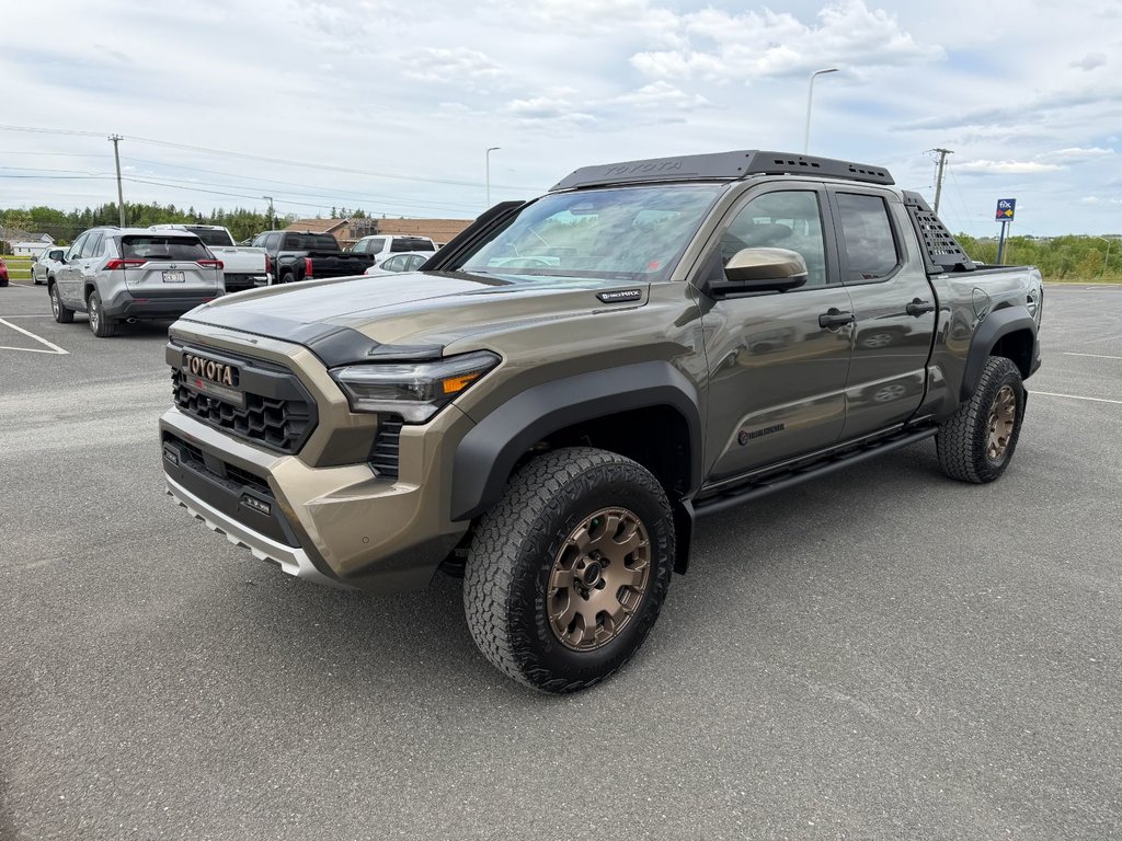 Toyota Tacoma Hybrid Trailhunter 2026 à Grand-Sault, Nouveau-Brunswick - 7 - w1024h768px