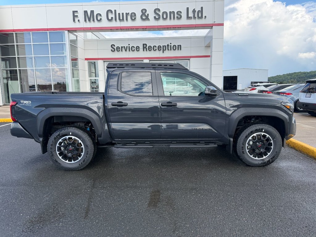 Toyota Tacoma Hybrid TRD Off Road Premium 2026 à Grand-Sault, Nouveau-Brunswick - 2 - w1024h768px