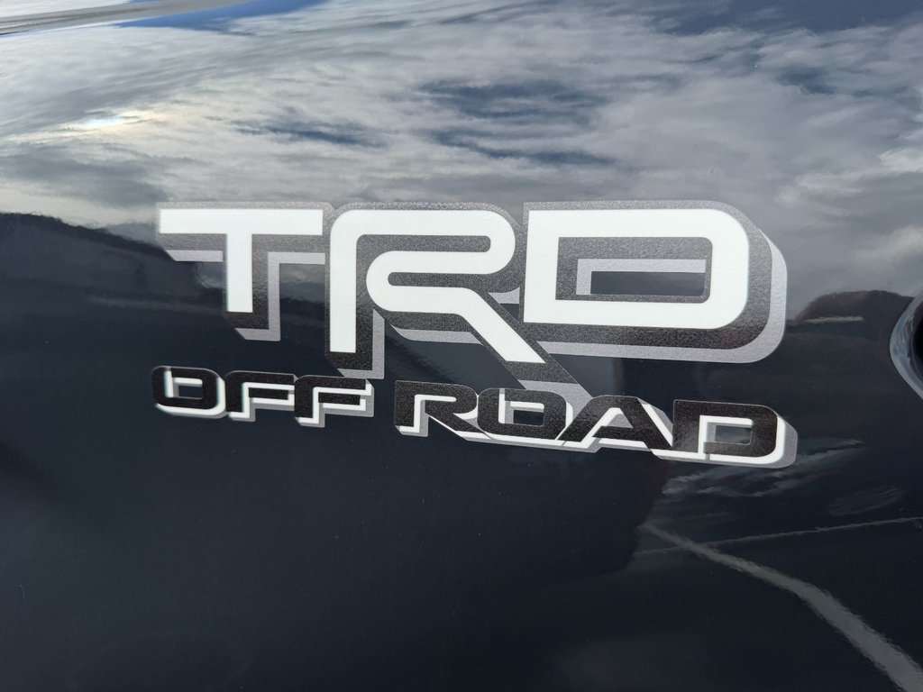 Toyota Tacoma Hybrid TRD Off Road Premium 2026 à Grand-Sault, Nouveau-Brunswick - 24 - w1024h768px