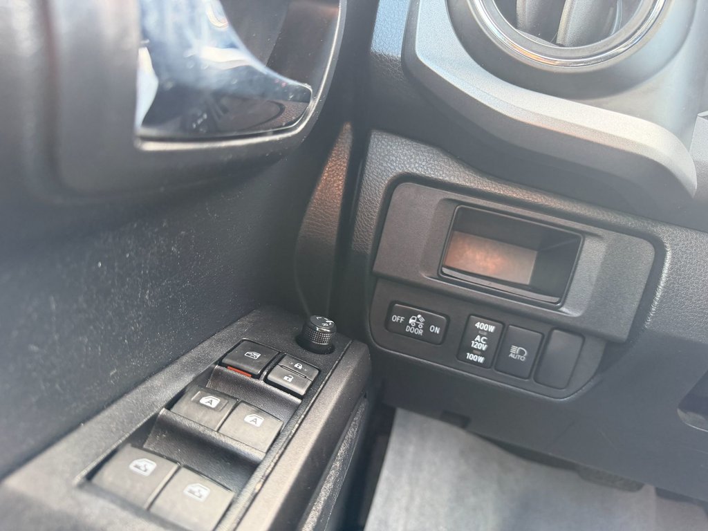 Toyota Tacoma TRD Sport 2019 à Grand-Sault, Nouveau-Brunswick - 15 - w1024h768px