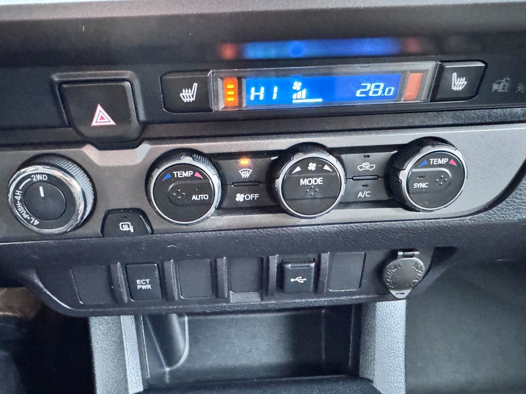 2020 Toyota Tacoma in Grand Falls, New Brunswick - 18 - w1024h768px