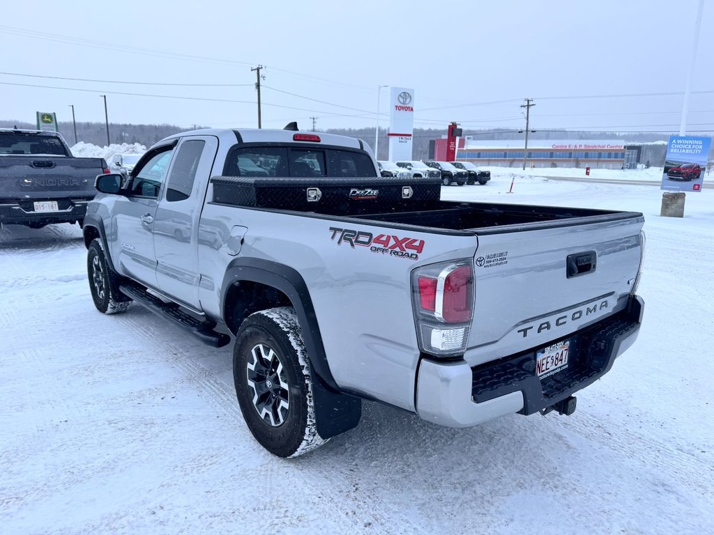 2020 Toyota Tacoma in Grand Falls, New Brunswick - 5 - w1024h768px