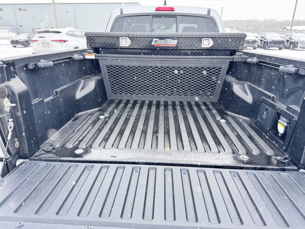 2020 Toyota Tacoma in Grand Falls, New Brunswick - 12 - w1024h768px