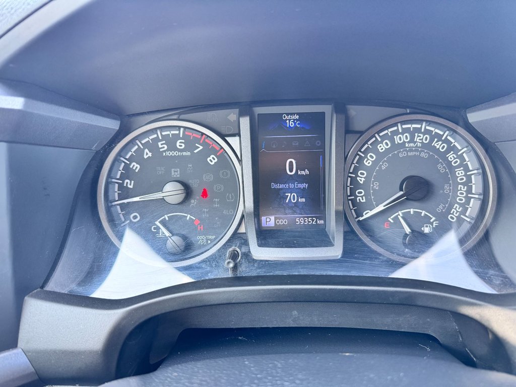 2020 Toyota Tacoma TRD OFF ROAD in Grand Falls, New Brunswick - 14 - w1024h768px