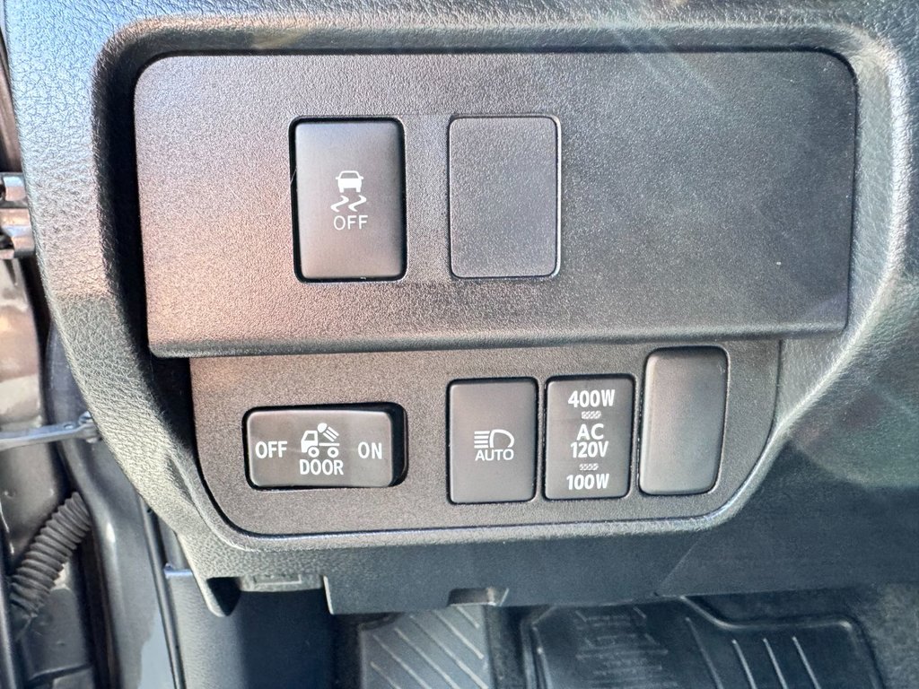 2021 Toyota Tacoma SR5 CREW in Grand Falls, New Brunswick - 17 - w1024h768px