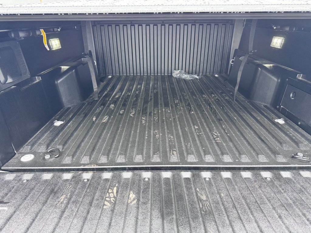 Toyota Tacoma Hybrid 2025 à Grand-Sault, Nouveau-Brunswick - 14 - w1024h768px